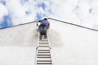 Peinture extérieure à la Motte-d'Aveillans — façades et ravalement